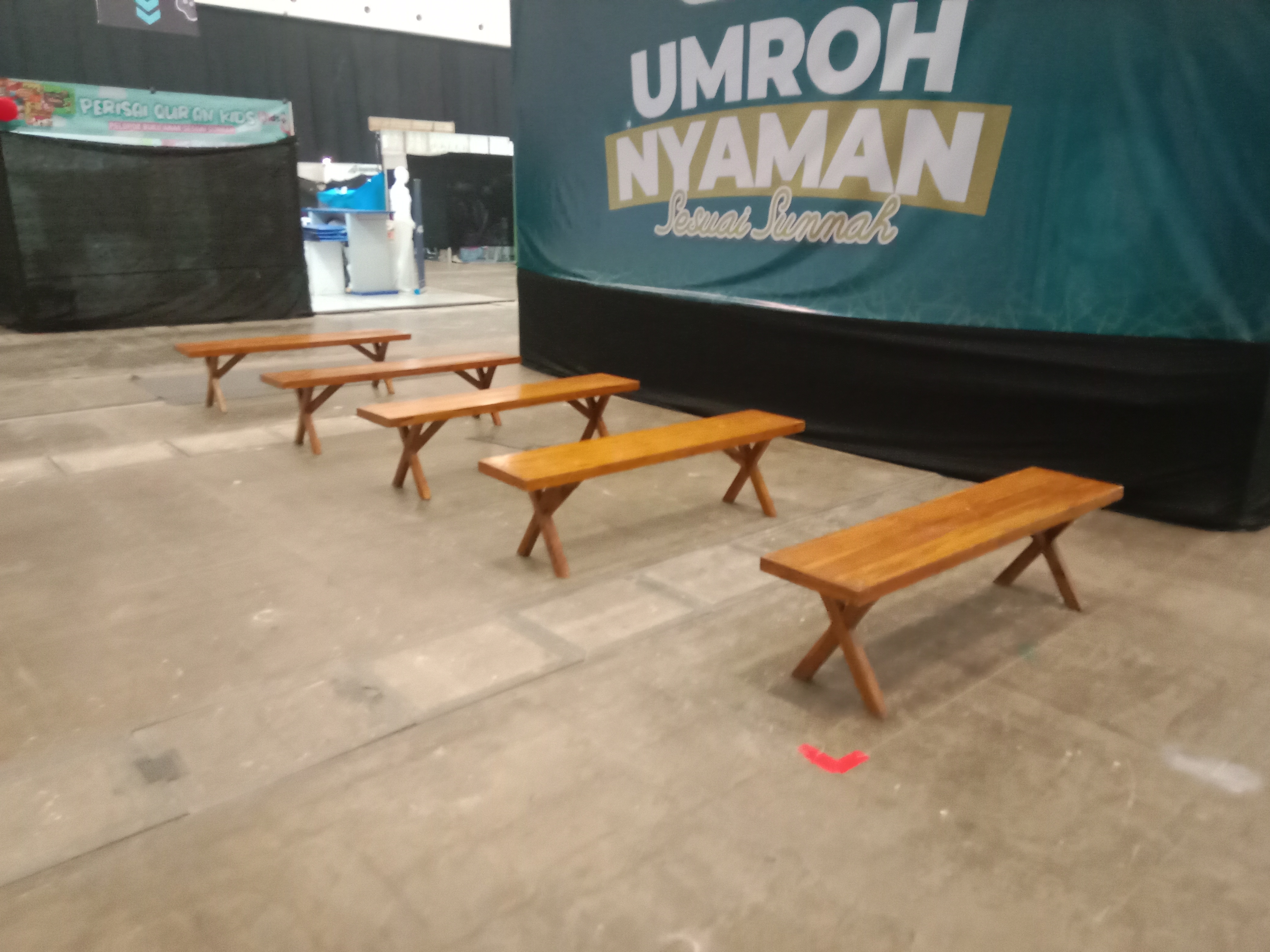 Kursi Taman (2)